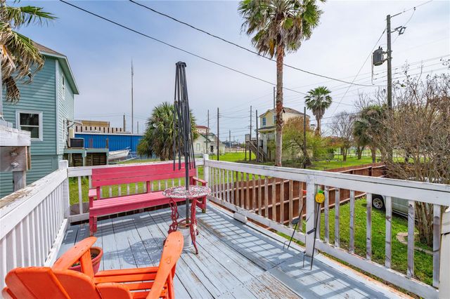 2723 Postoffice, Galveston, TX 77550