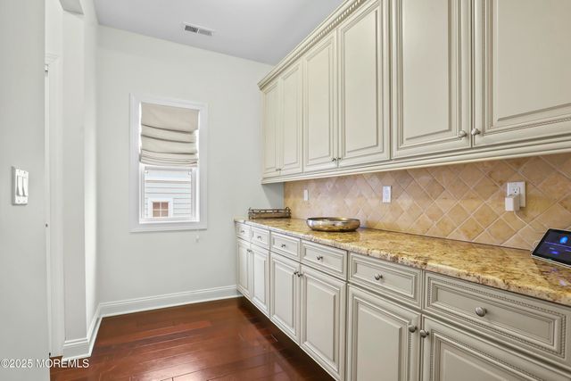 21 Ocean Terrace, Long Branch, NJ 07740