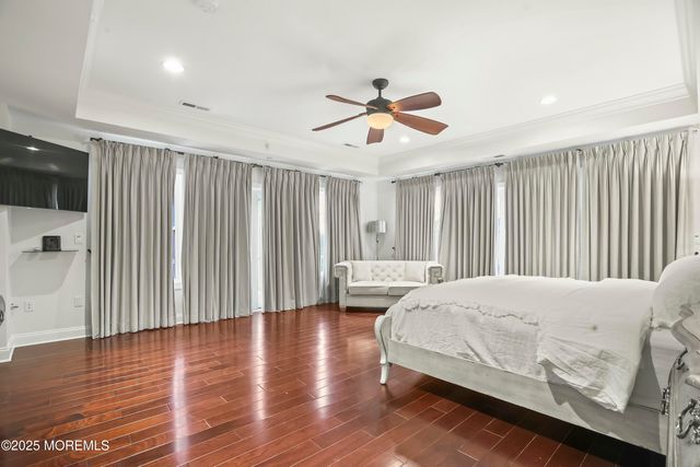21 Ocean Terrace, Long Branch, NJ 07740