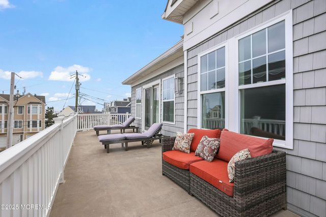 21 Ocean Terrace, Long Branch, NJ 07740