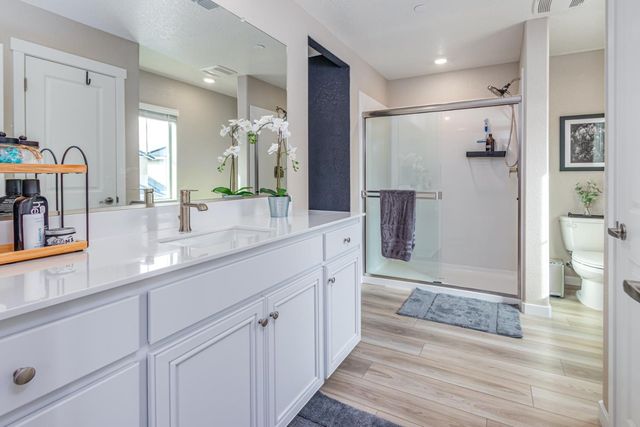 2906 School House Ln, Lincoln, CA 95648