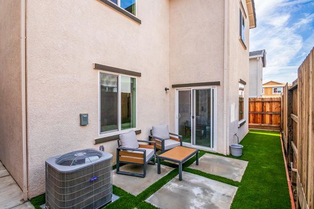 2906 School House Ln, Lincoln, CA 95648