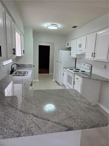 6980 William Way E, Eight Mile, AL 36613