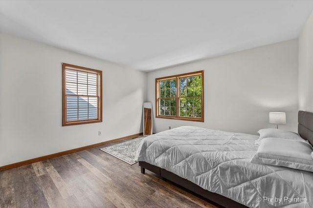 816 Derby Course, St. Charles, IL 60174