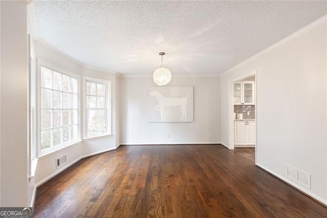 1050 Lakemont Trace, Roswell, GA 30075