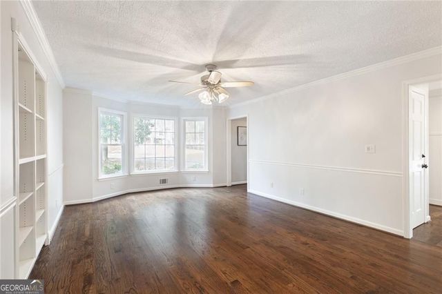 1050 Lakemont Trace, Roswell, GA 30075