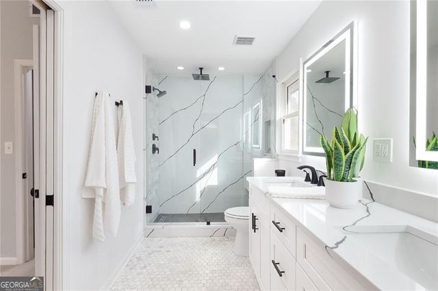 1050 Lakemont Trace, Roswell, GA 30075