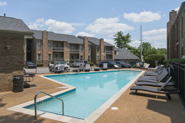 401 Sloan Rd, Nashville, TN 37209