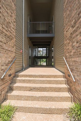 401 Sloan Rd, Nashville, TN 37209