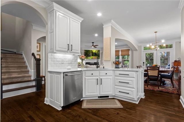 2602 Long Pointe, Roswell, GA 30076