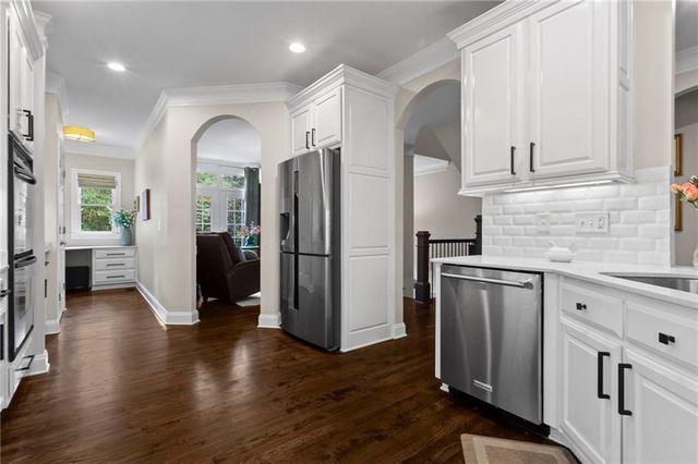 2602 Long Pointe, Roswell, GA 30076