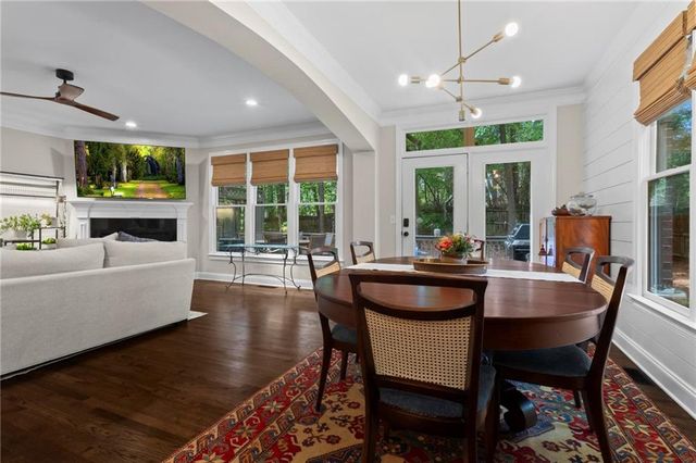 2602 Long Pointe, Roswell, GA 30076