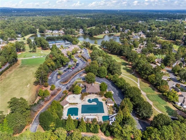 2602 Long Pointe, Roswell, GA 30076