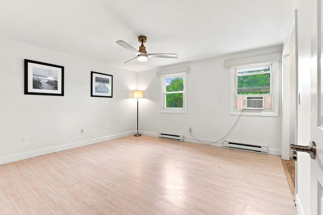 10 Freeman St 2, North Attleboro, MA 02763