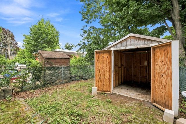 10 Freeman St 2, North Attleboro, MA 02763