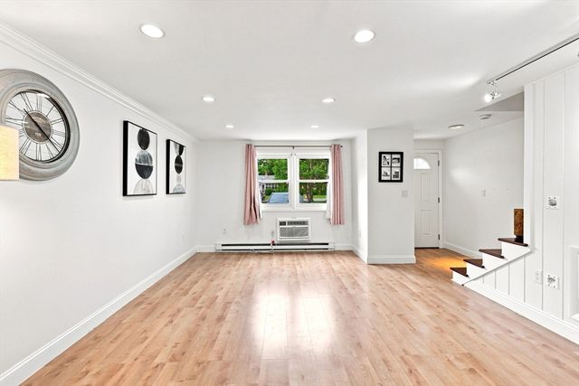 10 Freeman St 2, North Attleboro, MA 02763