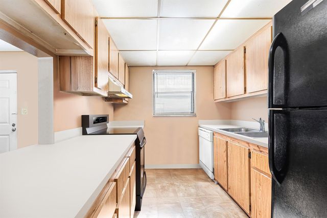 1820 N Congress Avenue 304, West Palm Beach, FL 33401