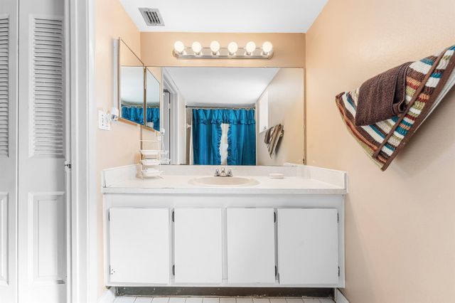 1820 N Congress Avenue 304, West Palm Beach, FL 33401