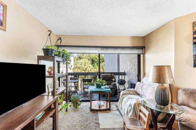 1820 N Congress Avenue 304, West Palm Beach, FL 33401