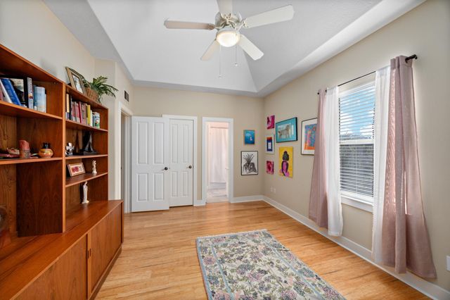 2611 Commonwealth Street, Houston, TX 77006