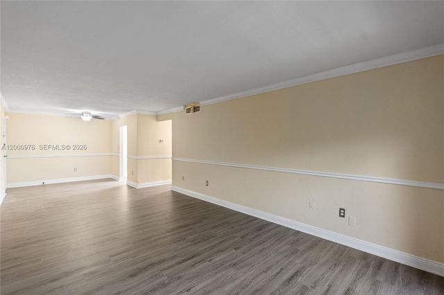 9441 SW 76th St V32, Miami, FL 33173