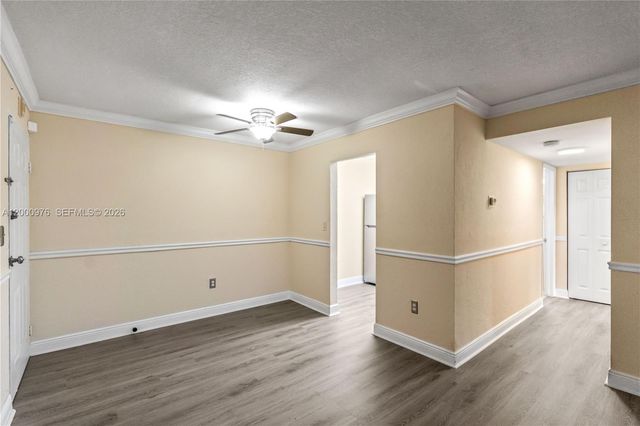 9441 SW 76th St V32, Miami, FL 33173