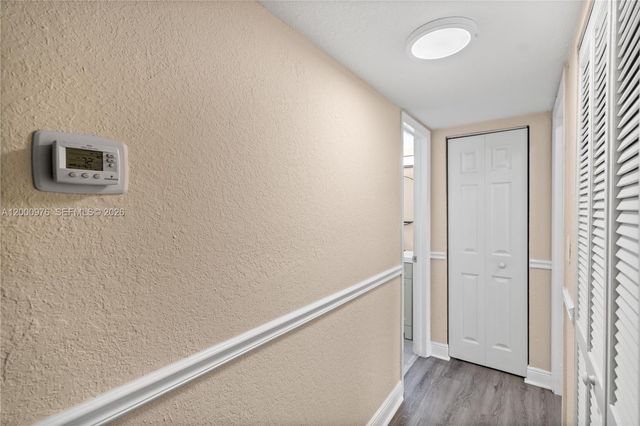 9441 SW 76th St V32, Miami, FL 33173