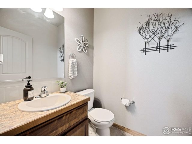 4460 Carlyle Ln, Wellington, CO 80549