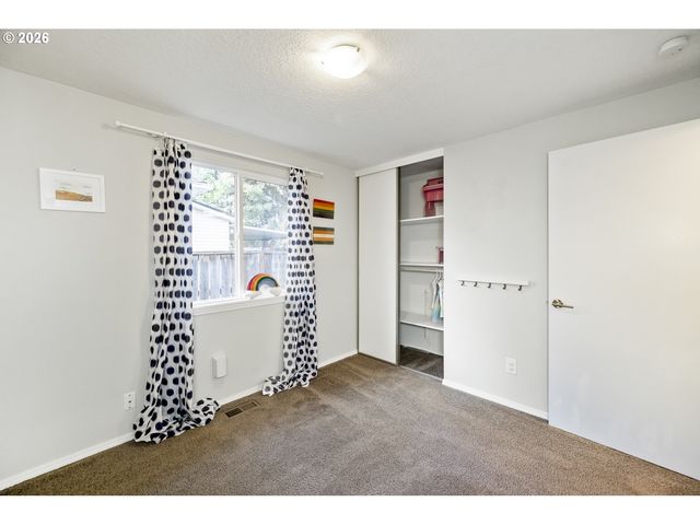 4710 Se 63RD Ave, Portland, OR 97206