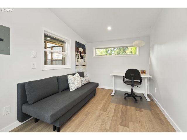 4710 Se 63RD Ave, Portland, OR 97206