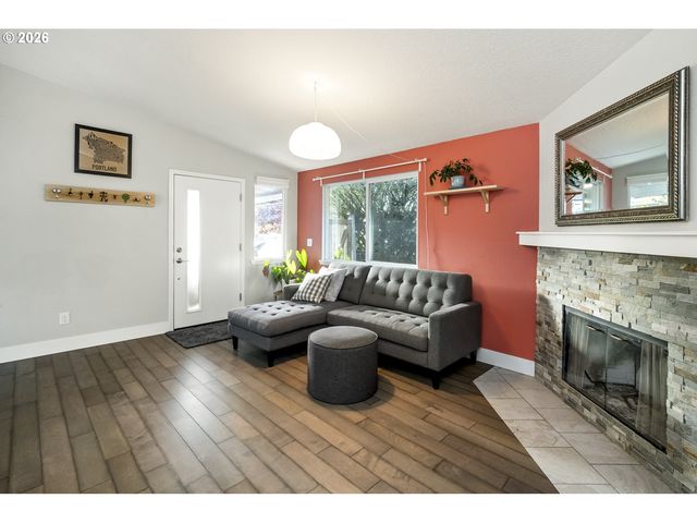 4710 Se 63RD Ave, Portland, OR 97206