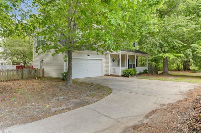 106 Robin Hood DR, Yorktown, VA 23693