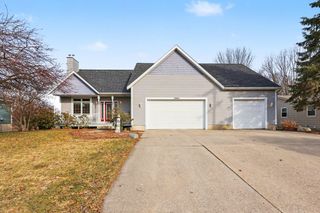 3694 142nd Avenue, Holland Twp, MI 49424
