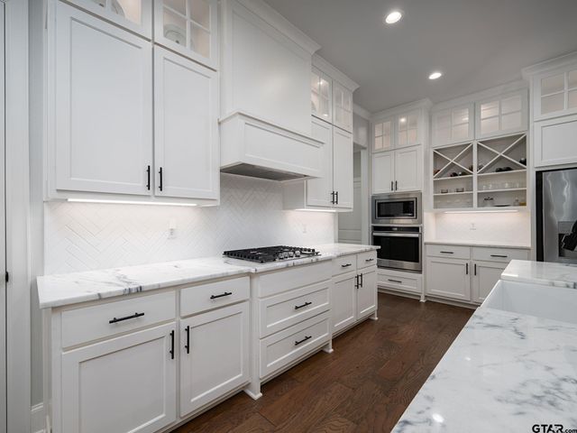 3109 Salado Creek Dr, Tyler, TX 75703