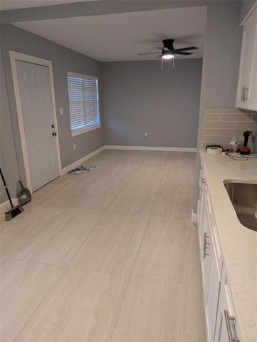 4416 N CLARK AVENUE 4, Tampa, FL 33614