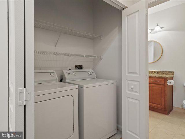 12000 MARKET ST #324, Reston, VA 20190