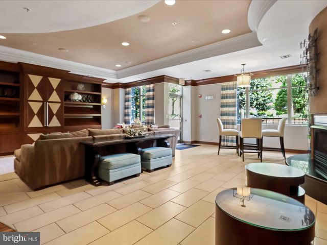 12000 MARKET ST #324, Reston, VA 20190