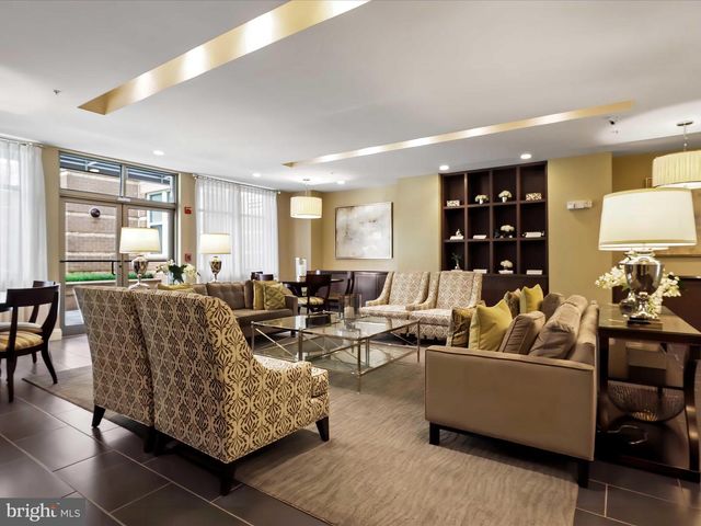 12000 MARKET ST #324, Reston, VA 20190