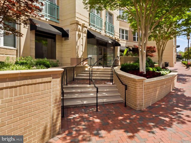 12000 MARKET ST #324, Reston, VA 20190