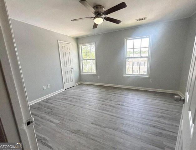 1021 Thornwood Ln, Stone Mountain, GA 30083