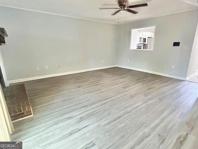 1021 Thornwood Ln, Stone Mountain, GA 30083