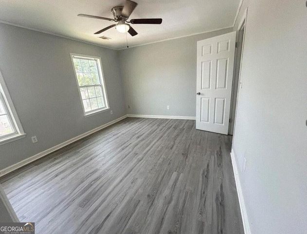 1021 Thornwood Ln, Stone Mountain, GA 30083