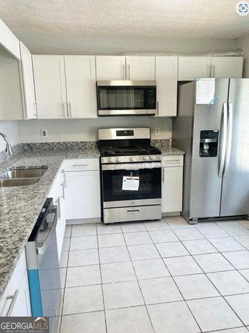 1021 Thornwood Ln, Stone Mountain, GA 30083