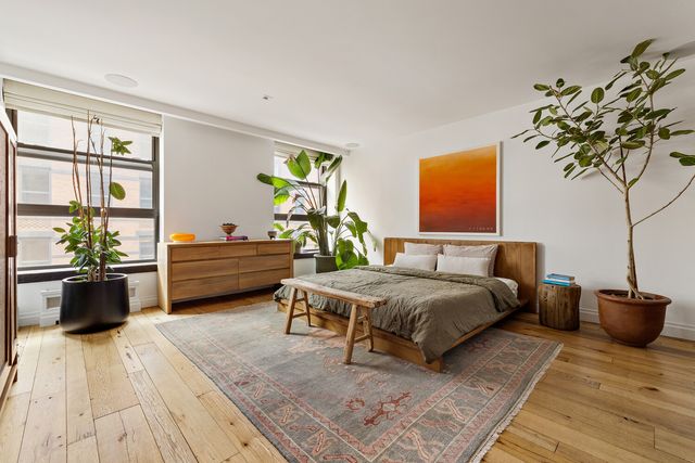 374 Broome St Apt 4N, New York City, NY 10013