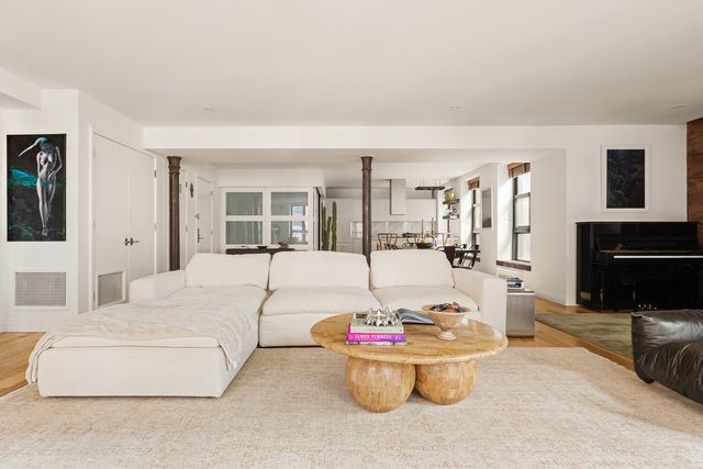 374 Broome St Apt 4N, New York City, NY 10013