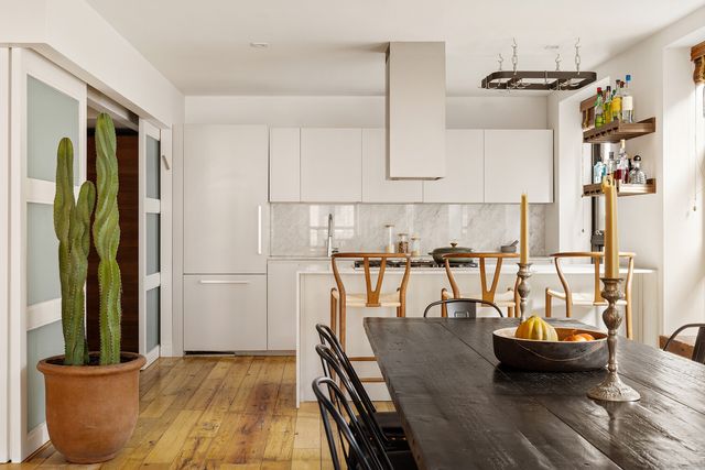 374 Broome St Apt 4N, New York City, NY 10013