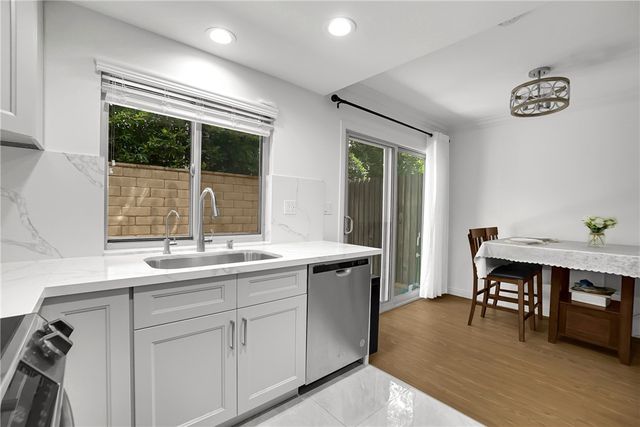 1025 Holly Avenue 9, Arcadia, CA 91007