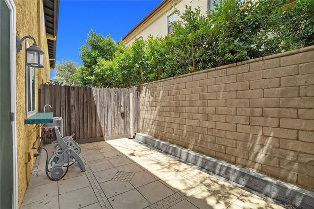 1025 Holly Avenue 9, Arcadia, CA 91007
