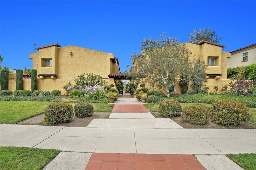 1025 Holly Avenue 9, Arcadia, CA 91007