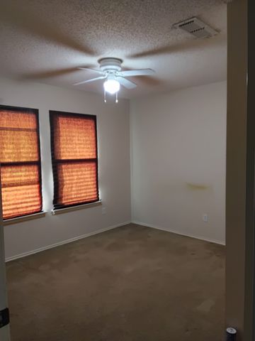 7566 Kings Trail, Fort Worth, TX 76133